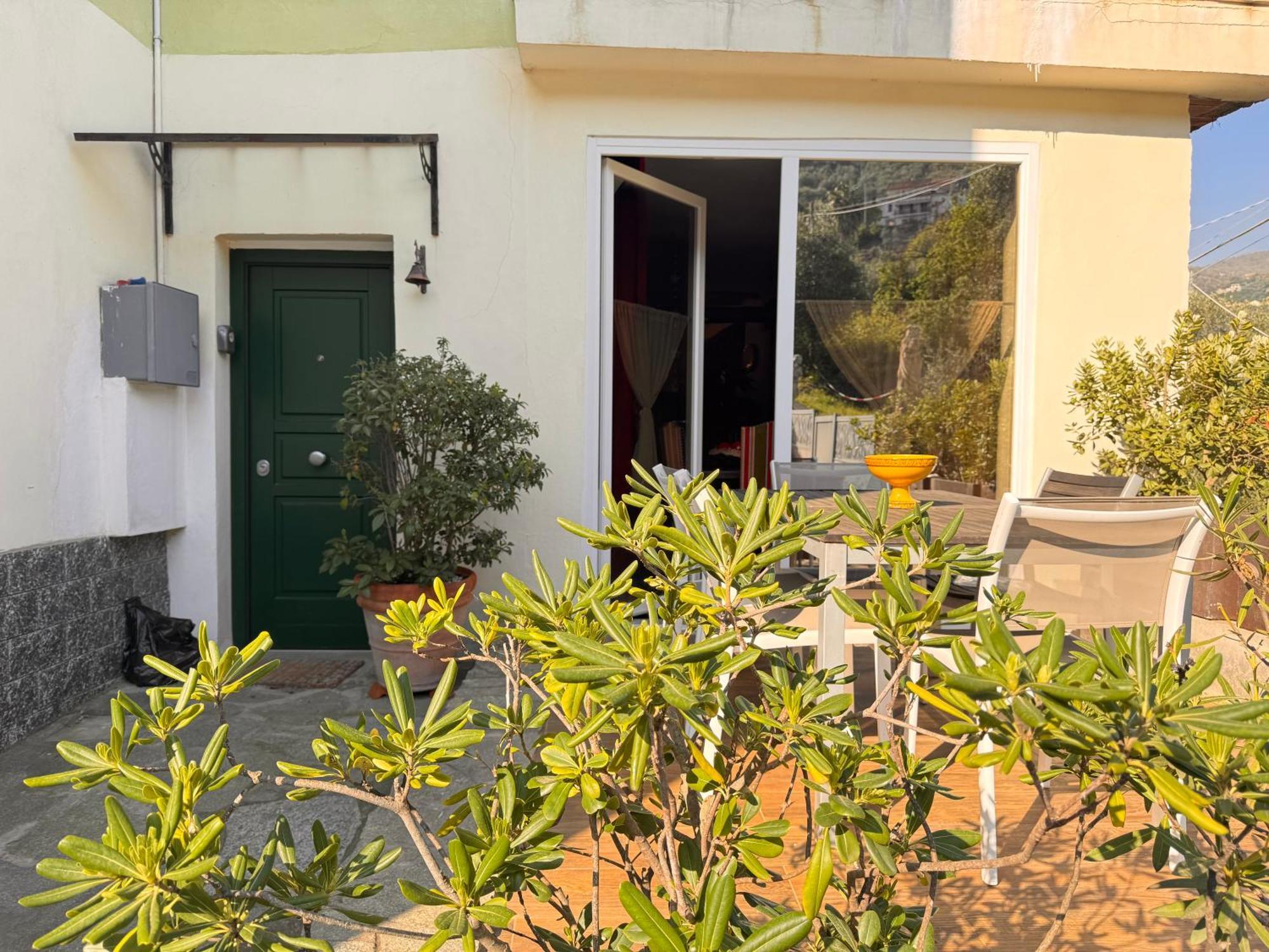 Casa Bisou Italia Wifi Et Parking Free Privato Villa Diano San Pietro Exteriör bild