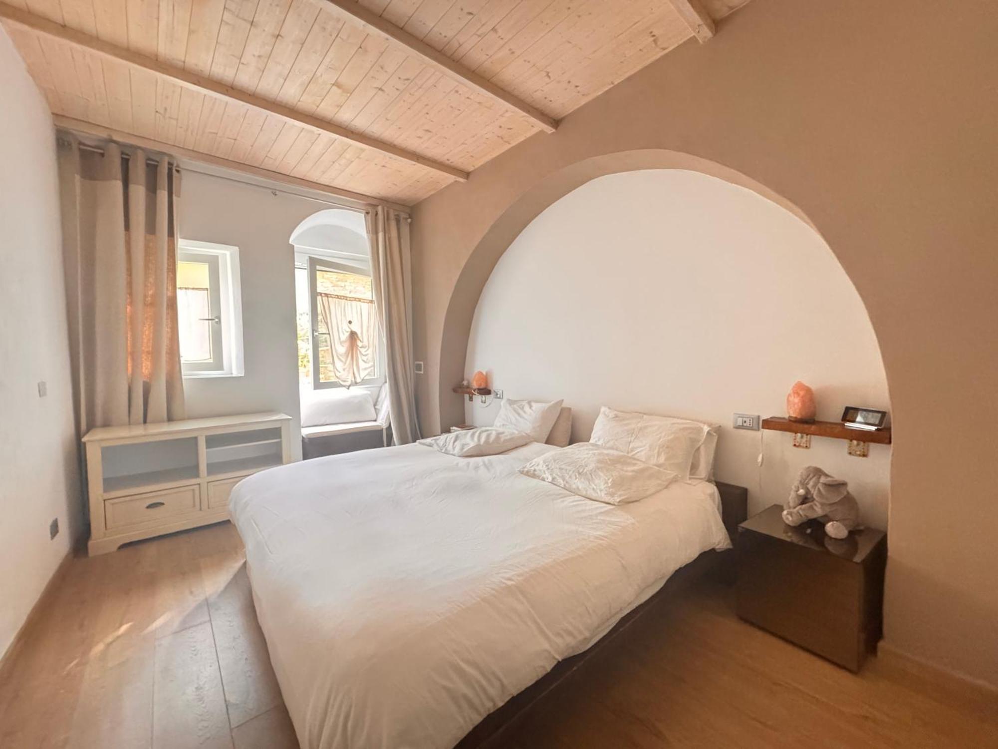 Casa Bisou Italia Wifi Et Parking Free Privato Villa Diano San Pietro Exteriör bild