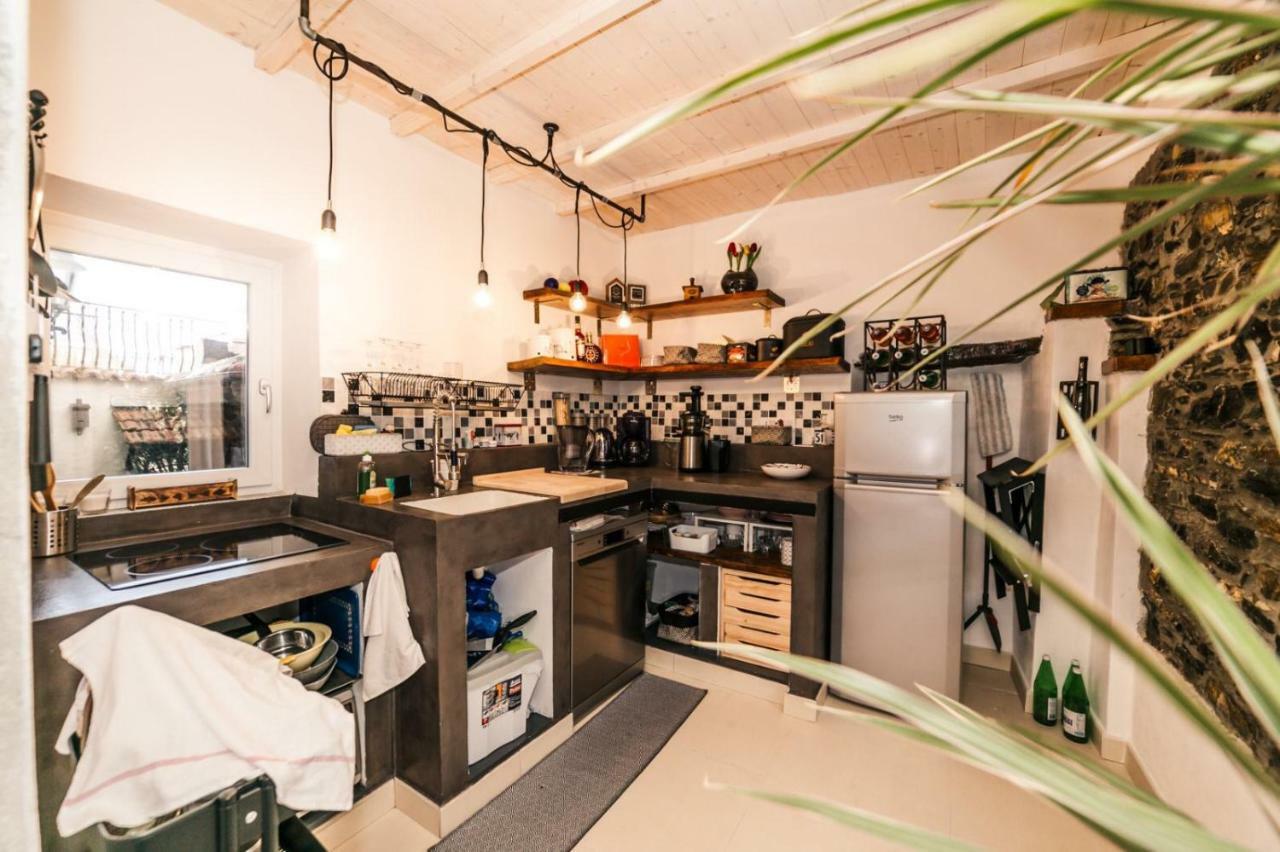 Casa Bisou Italia Wifi Et Parking Free Privato Villa Diano San Pietro Exteriör bild