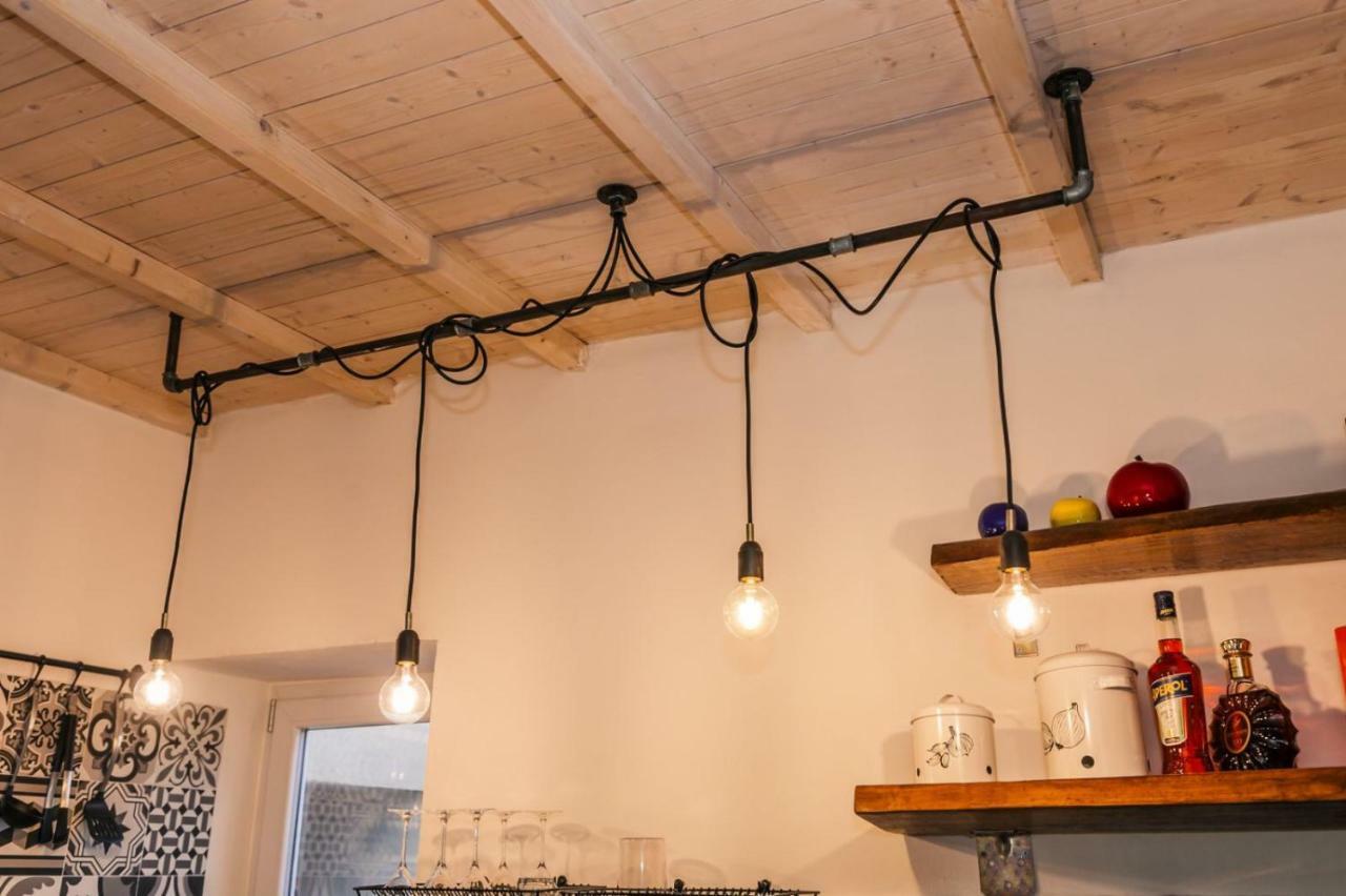 Casa Bisou Italia Wifi Et Parking Free Privato Villa Diano San Pietro Exteriör bild