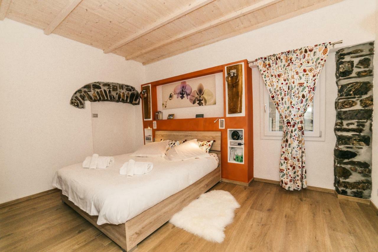 Casa Bisou Italia Wifi Et Parking Free Privato Villa Diano San Pietro Exteriör bild