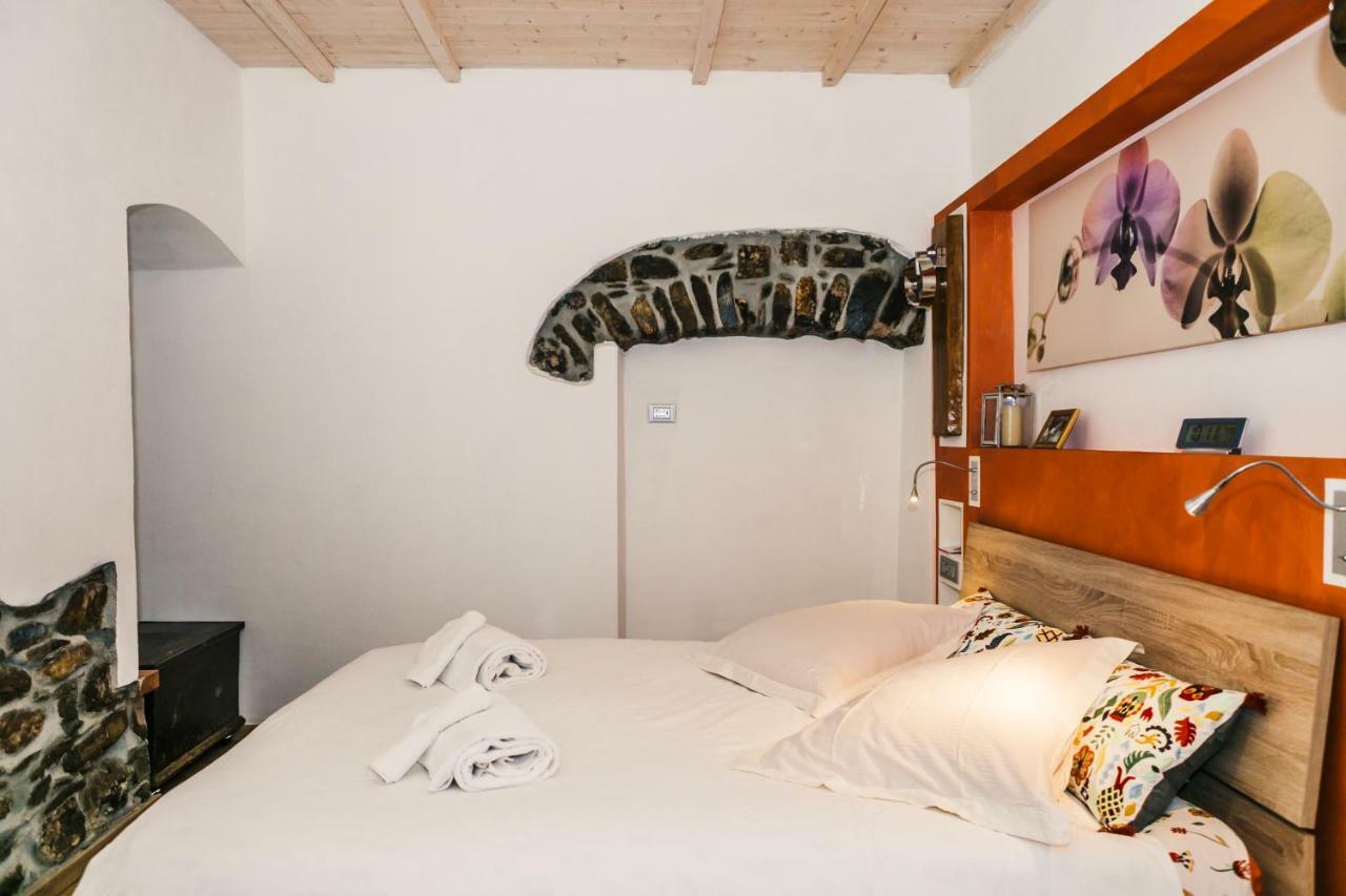 Casa Bisou Italia Wifi Et Parking Free Privato Villa Diano San Pietro Exteriör bild
